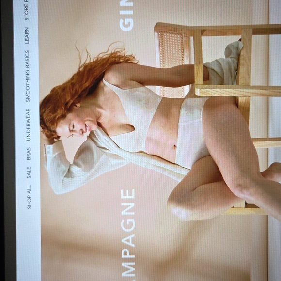 Lot Of 2 Bras 2XL - Picture 7 of 8